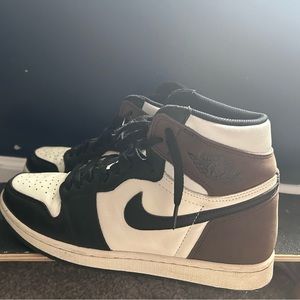Jordan 1 mocha
